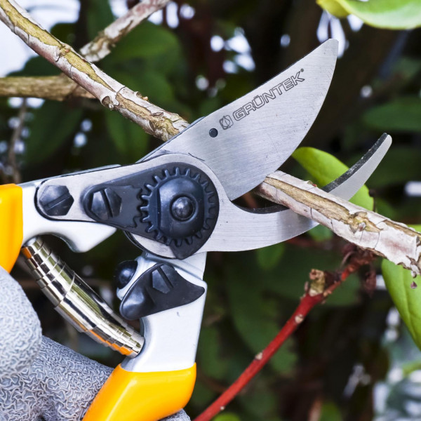 GRÜNTEK Z-25 metszőolló max. 25mm befogás, balkezes - sérült csomagolású
